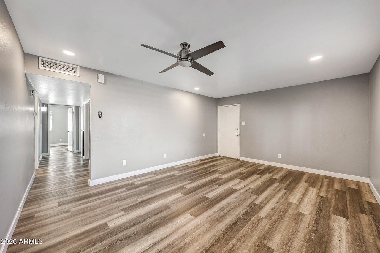 1001 N Granite Reef Rd - Photo 7 of 25