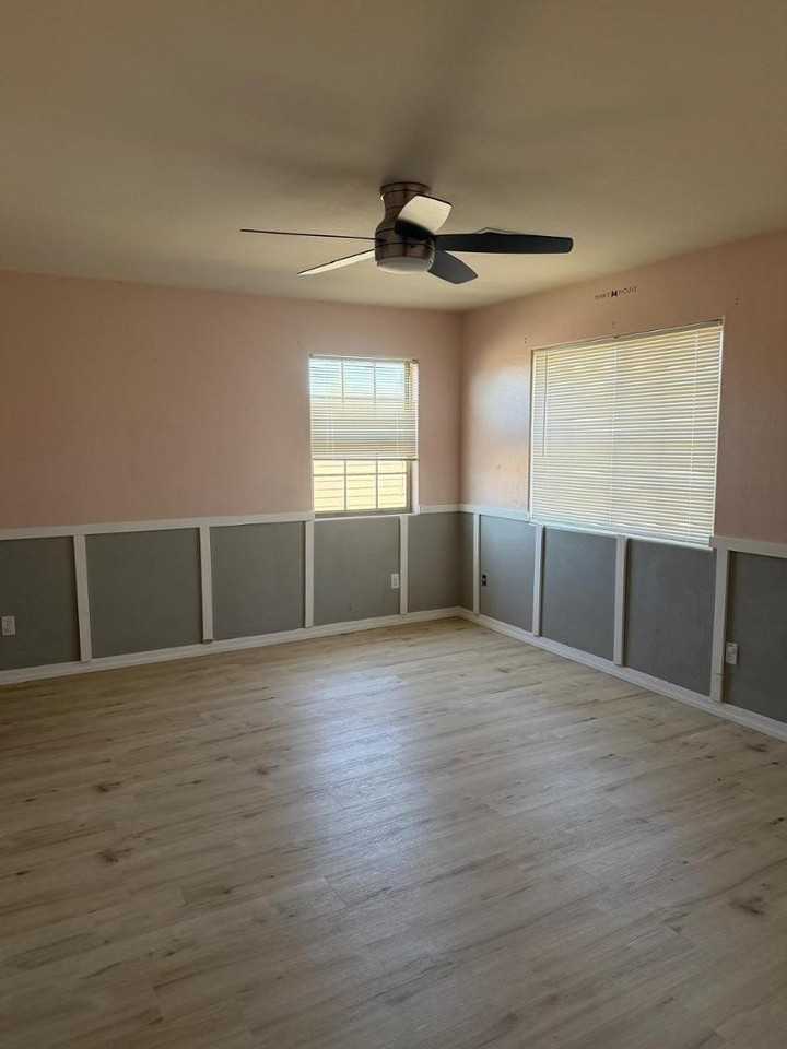 5460 S Scott Pl - Photo 3 of 30