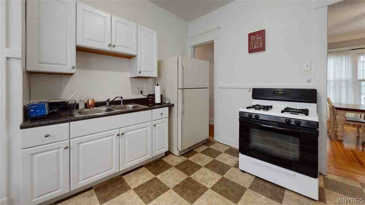 139 Fordham Dr - Photo 4 of 13