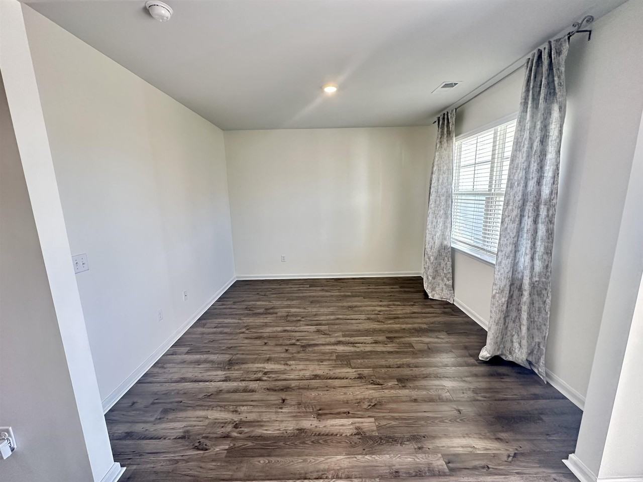 340 Emery Oak Dr - Photo 4 of 30