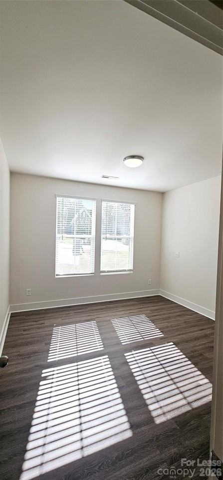 3915 Ironwood St - Photo 4 of 16