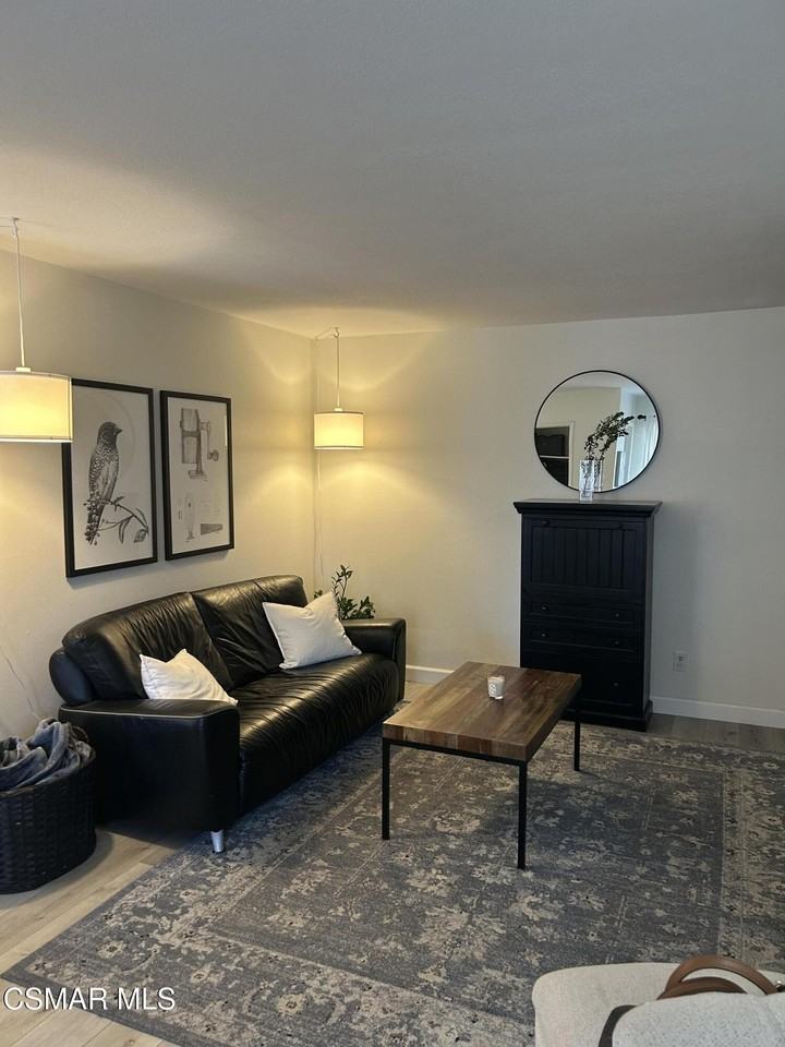 1790 Aleppo Ct - Photo 4 of 9