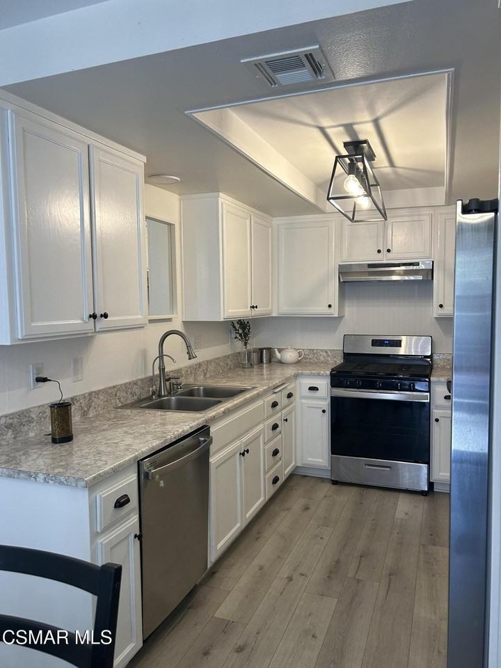 1790 Aleppo Ct - Photo 5 of 9