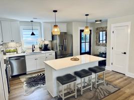 featured image of 814 Armsway St