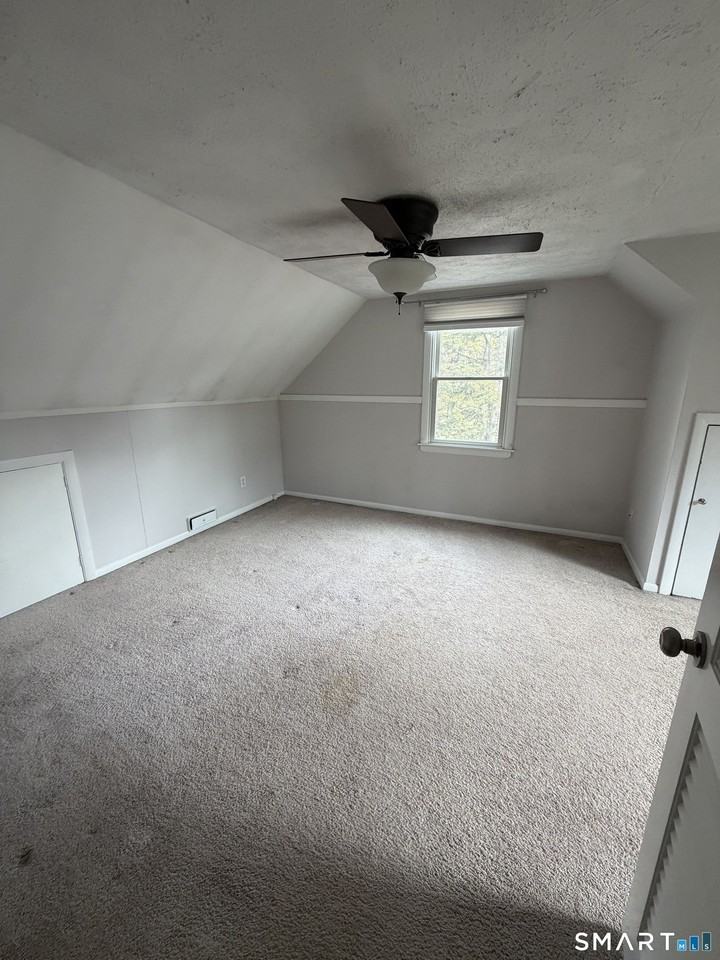 52 Maple Ave - Photo 6 of 12