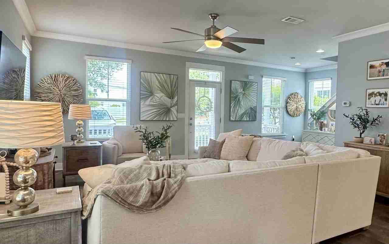 142 Montclair Ave - Photo 6 of 50