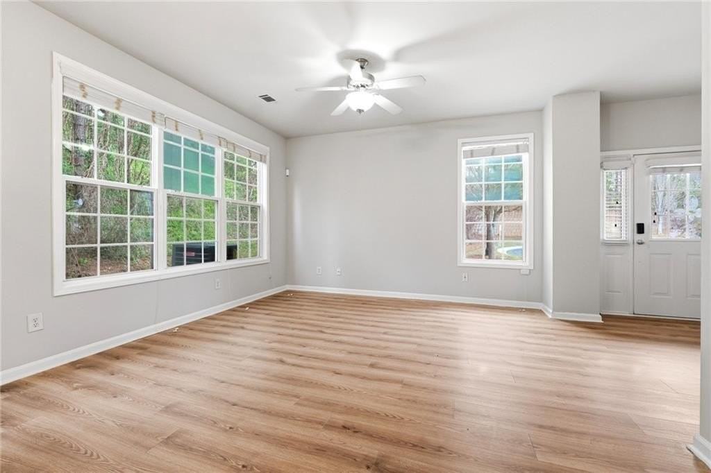 1006 Ivydale Cir - Photo 5 of 28