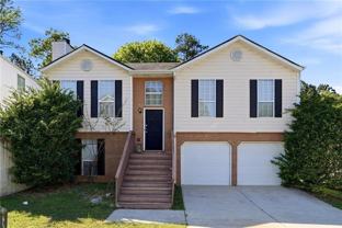 1027 Alford Xing - Photo 1 of 1