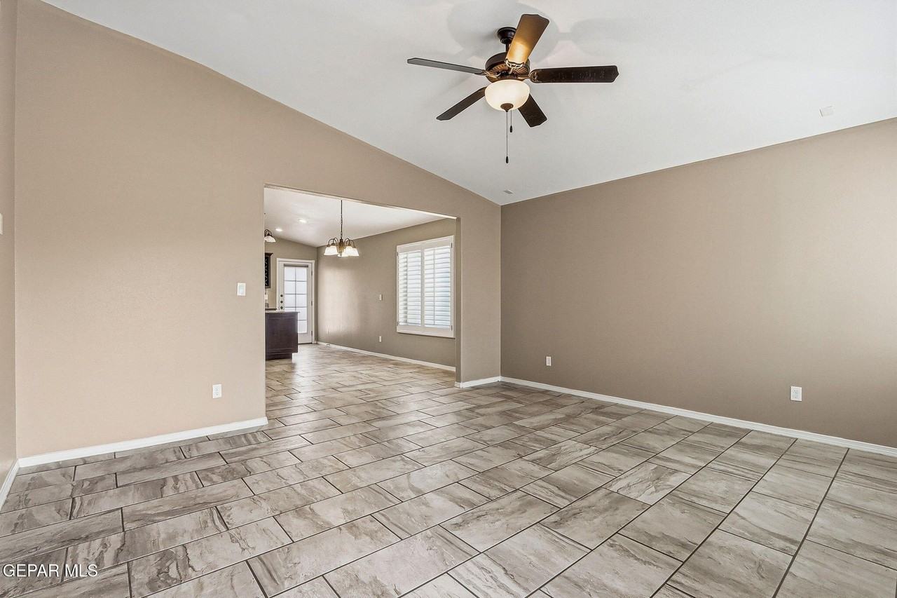 14809 Tierra Crystal Ave - Photo 7 of 38