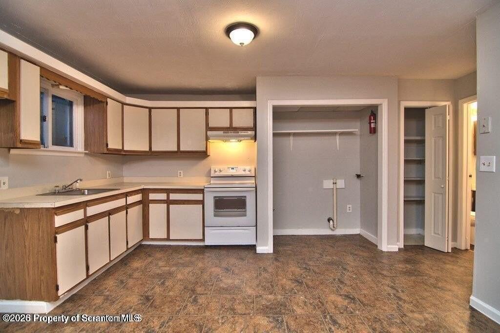 1418 N Main Ave - Photo 7 of 21