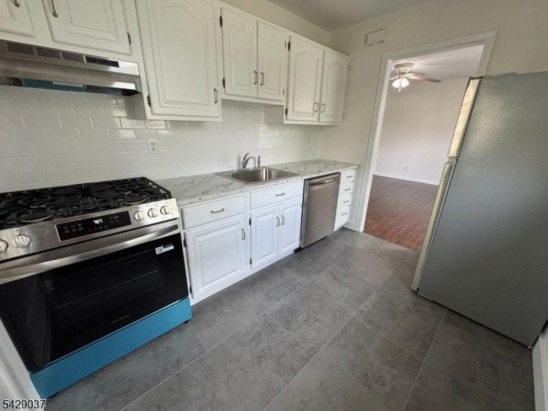 38 Smith St #38 - Photo 5 of 16
