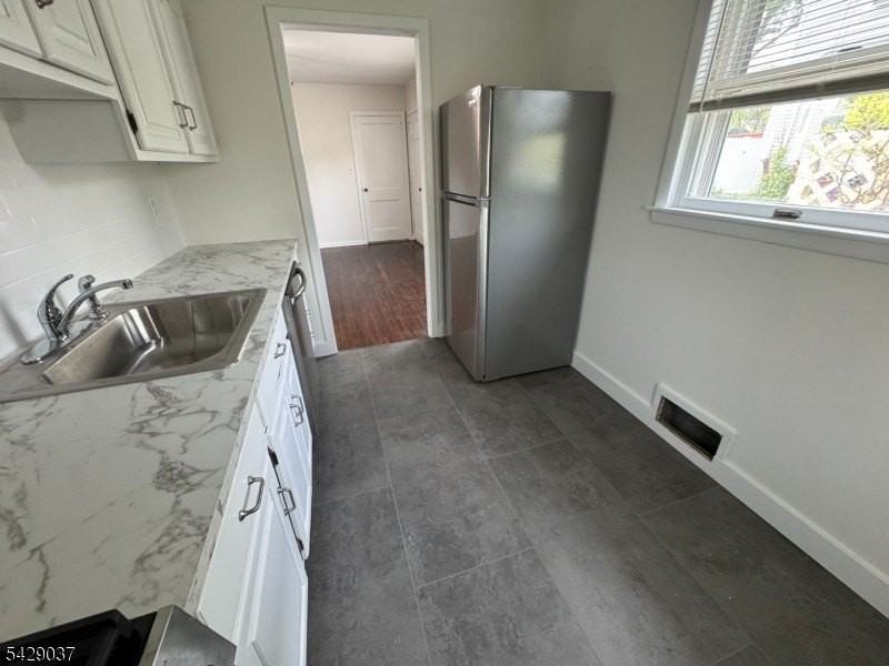 38 Smith St #38 - Photo 6 of 16
