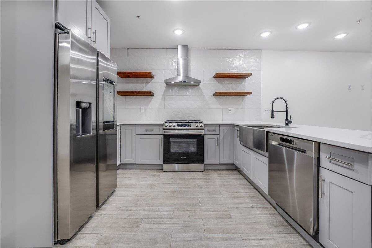 260 Palisade Ave #1