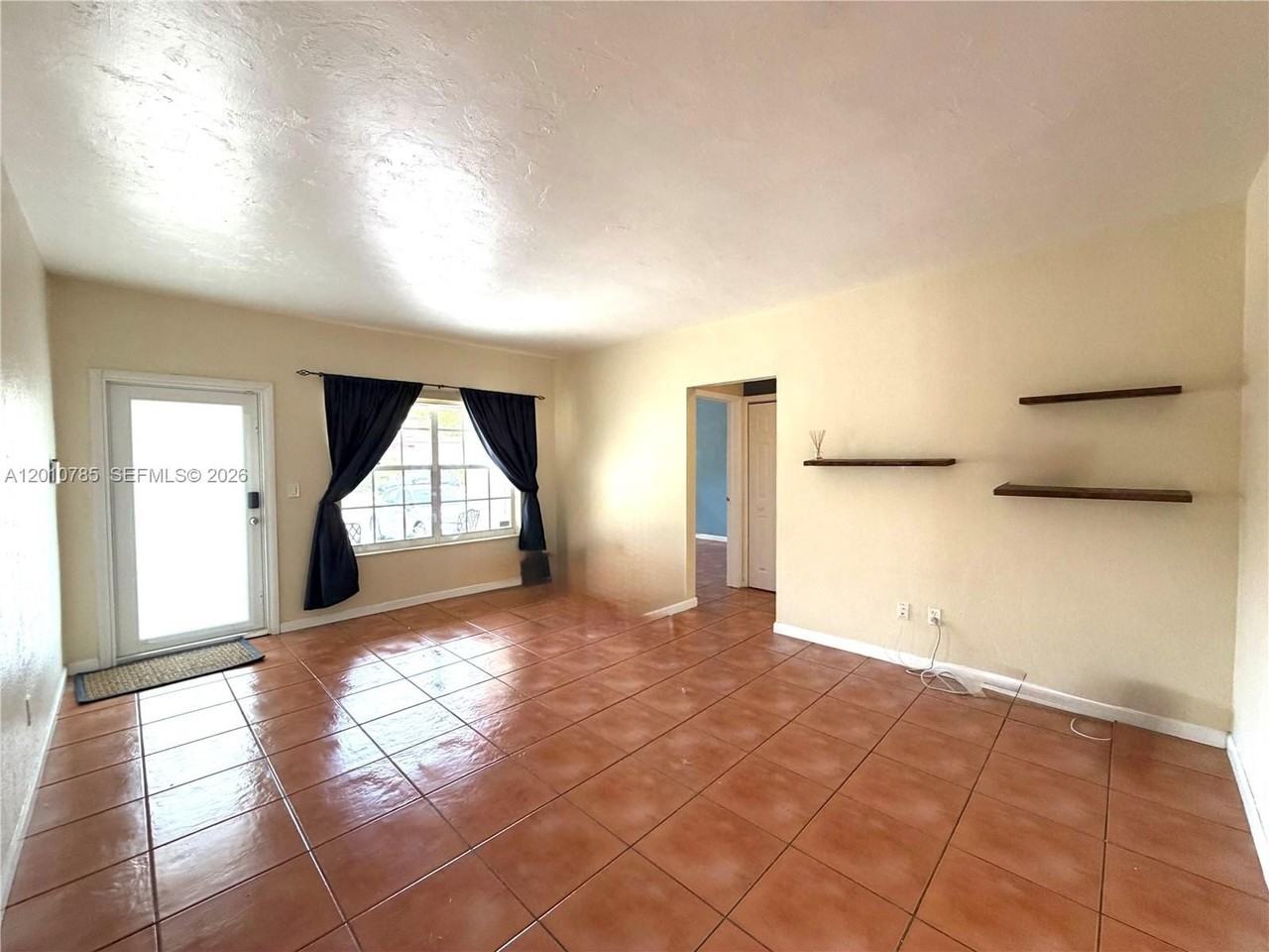 1840 Sw 29th Ave #1840 - Photo 6 of 38