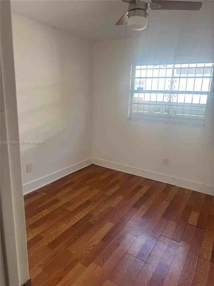 78 Ne 59th Ter #78 - Photo 5 of 8