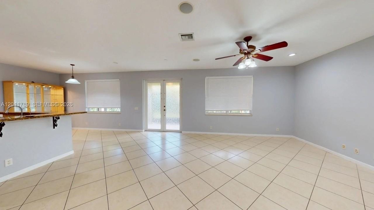 624 Bald Cypress Rd #624 - Photo 5 of 42
