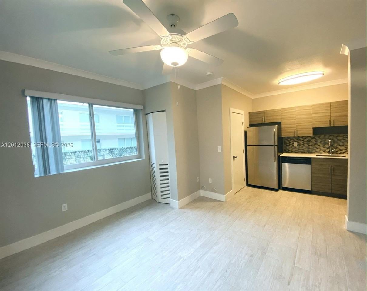 115 Menores Ave #3 - Photo 2 of 7