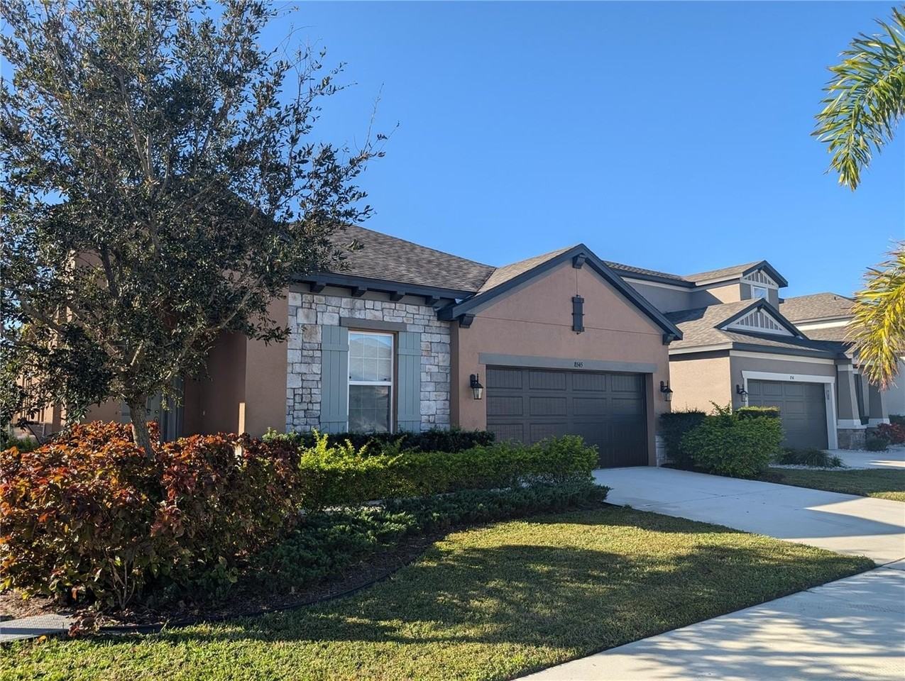 8545 Cache Dr - Photo 2 of 38