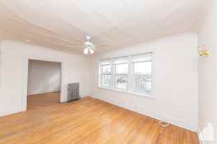 4414 N Whipple St #16-3E - Photo 1 of 1