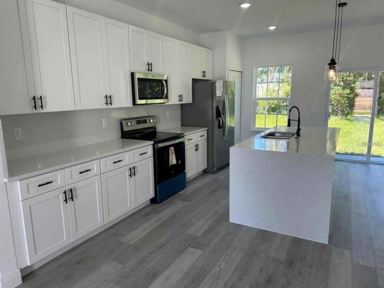15889 Sw 58th Ter - Photo 2 of 10
