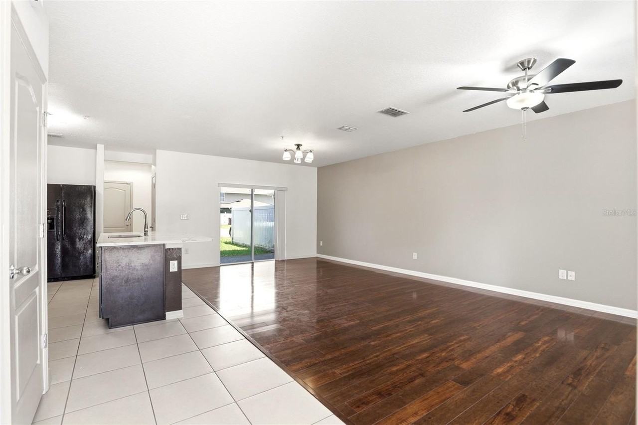 4813 Apple Blossom Ln - Photo 7 of 33