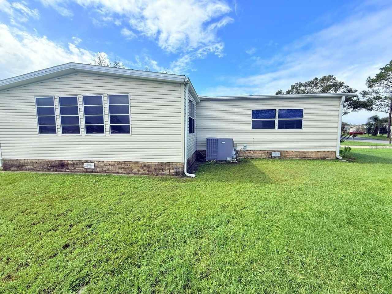 220 Ellsworth Dr - Photo 4 of 29