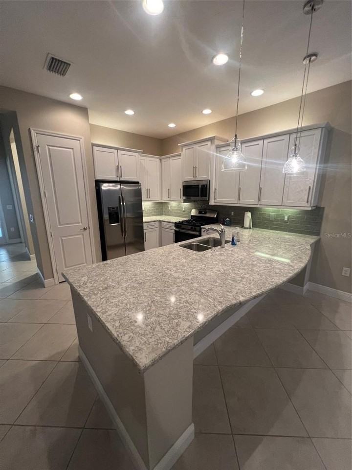 30447 Ceasar Park Dr - Photo 3 of 24