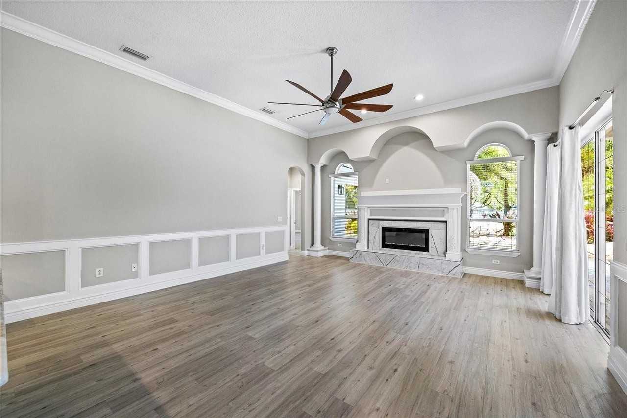 12422 Creek Edge Dr - Photo 6 of 49