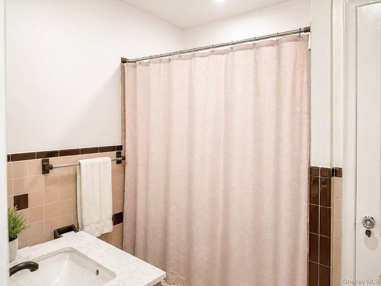 4517 Auburndale Ln #2 - Photo 7 of 8