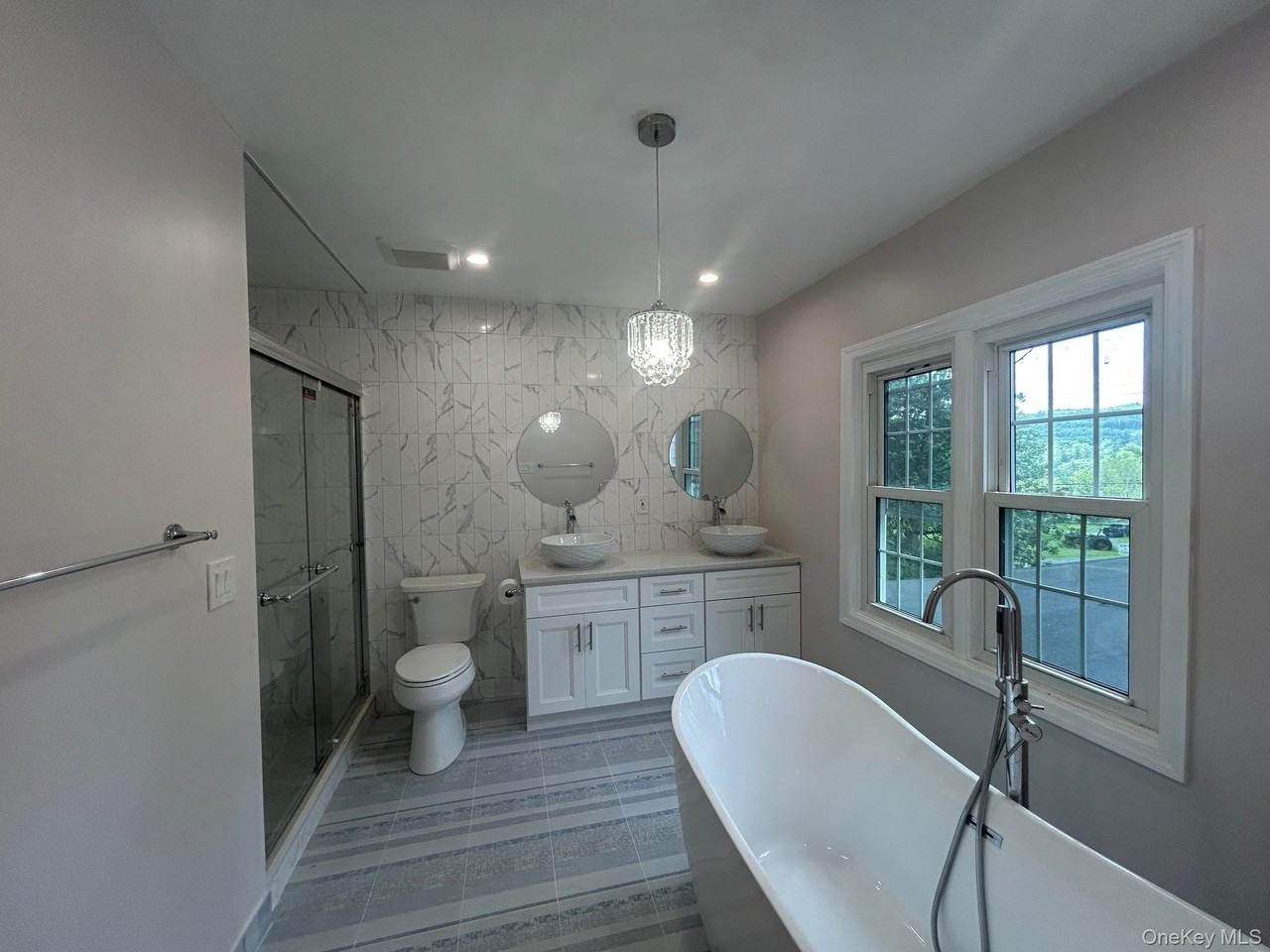 196 Oakland Valley Rd - Photo 2 of 14