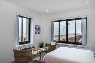 100 W Broadway #1H - Photo 1 of 1