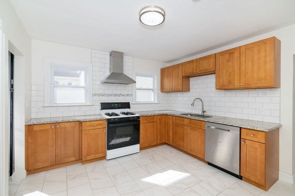 21 Wollaston Ave #0 - Photo 6 of 30