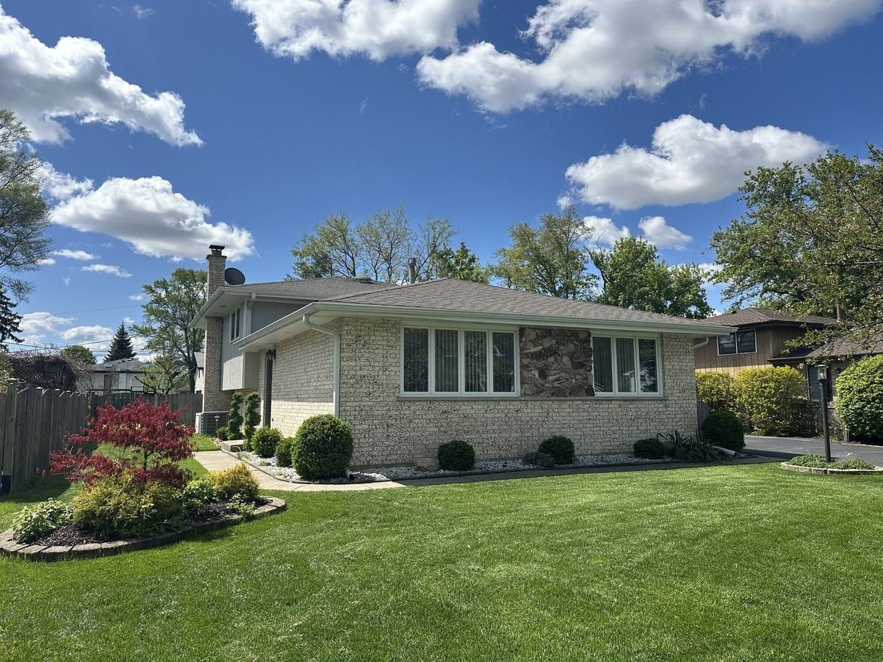 130 E Bonnie Brae Ave - Photo 2 of 37