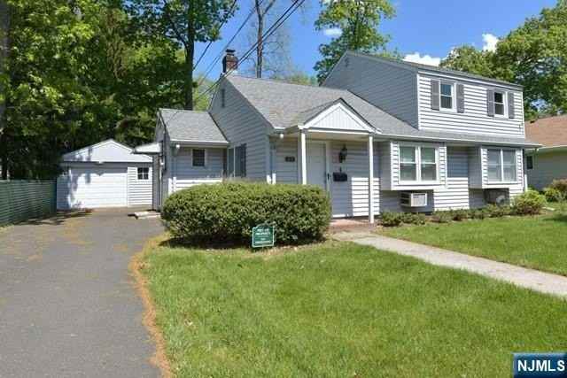 89 Crescent Ave - Photo 2 of 20