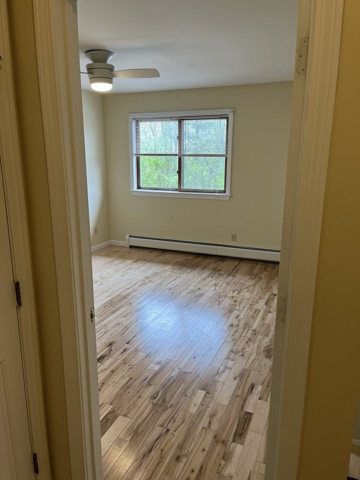 143 Village Heights Rd #24 - Photo 6 of 10