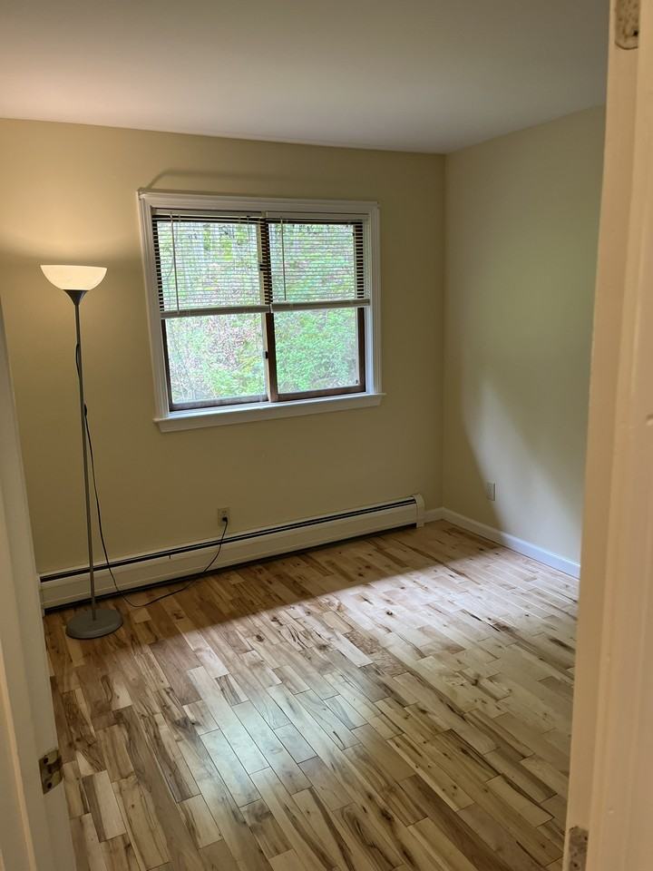 143 Village Heights Rd #24 - Photo 7 of 10