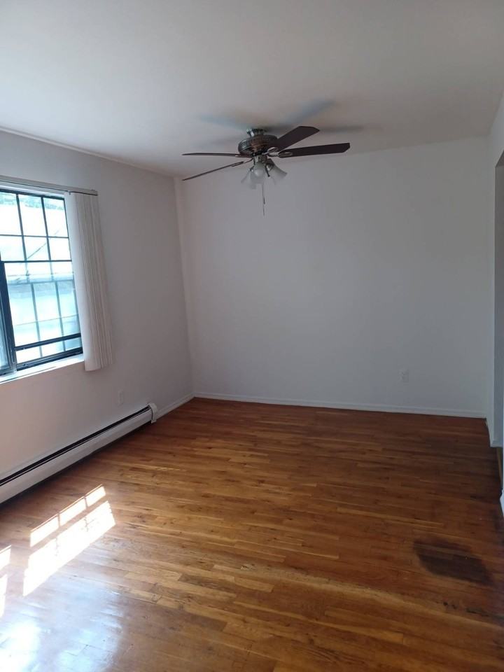 15641 77th St #1 - Photo 4 of 15