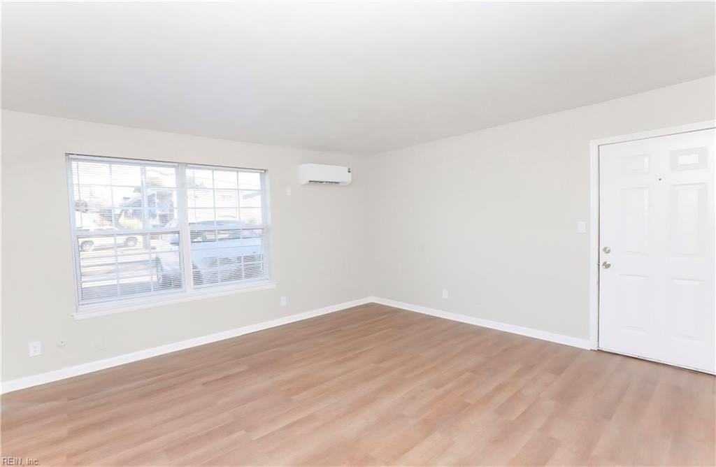 1203 Hillside Ave #E1 - Photo 4 of 14