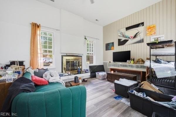 13409 Oakleaf Ct - Photo 4 of 17