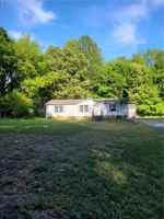 featured image of 6276 Ramblewood Ln