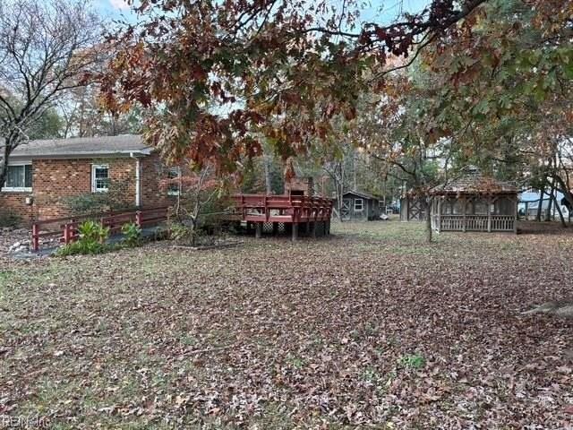 7501 Rhodes Dr - Photo 4 of 27