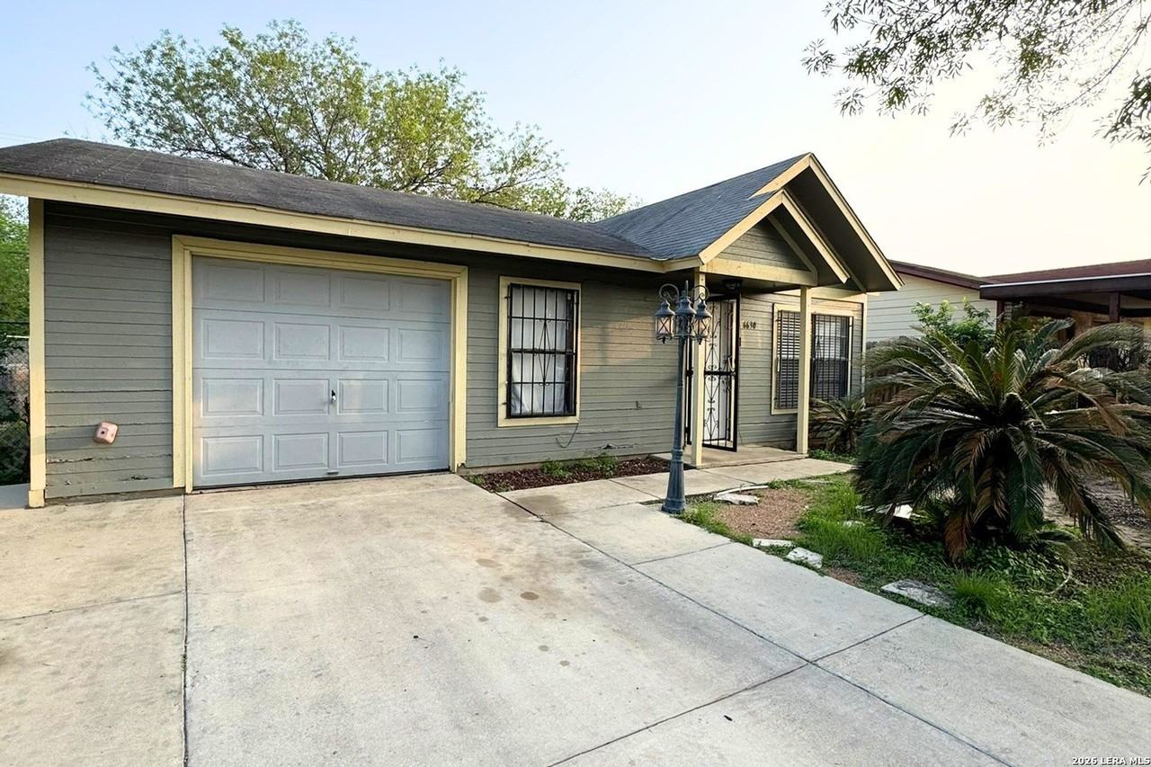 6630 Swiss Oaks - Photo 2 of 21