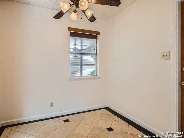 13806 Brays Frst - Photo 4 of 11