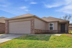 featured image of 1920 Carnley St
