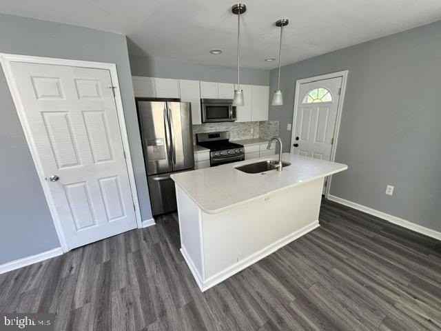 4934 Just St Ne - Photo 2 of 5