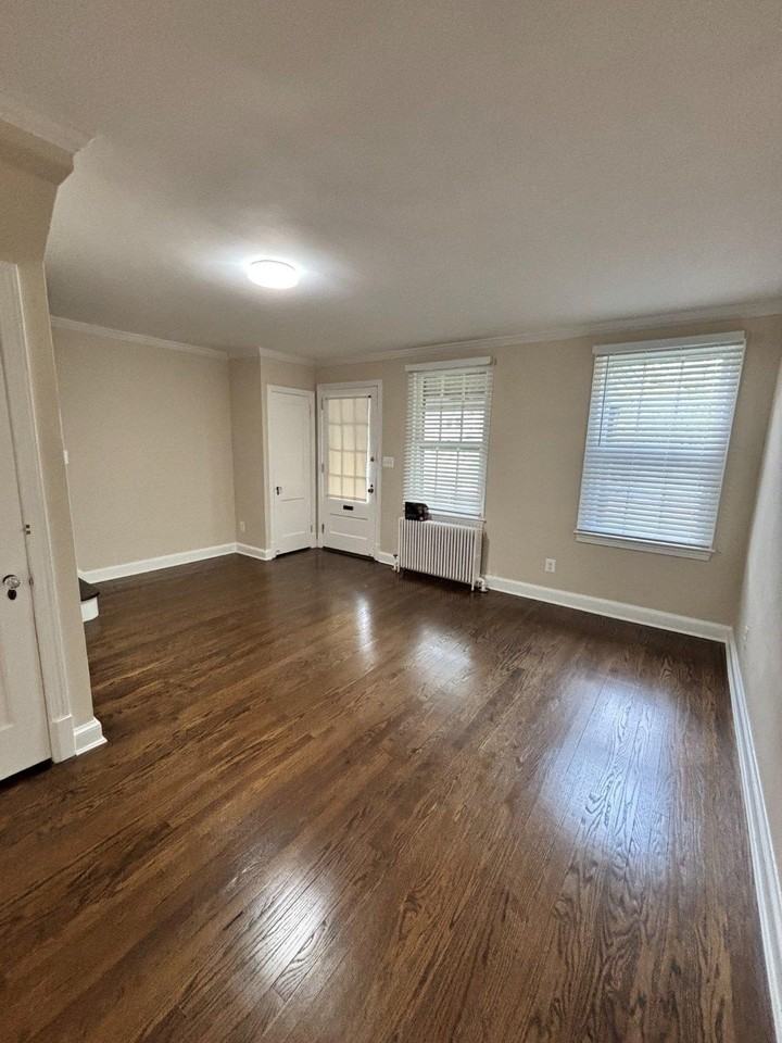 3756 W St Nw - Photo 3 of 20