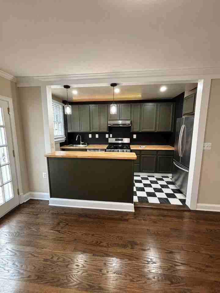 3756 W St Nw - Photo 7 of 20