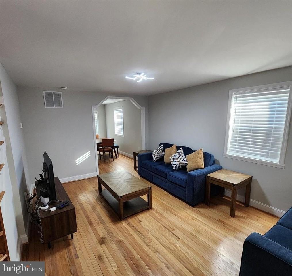 4135 The Alameda - Photo 2 of 11