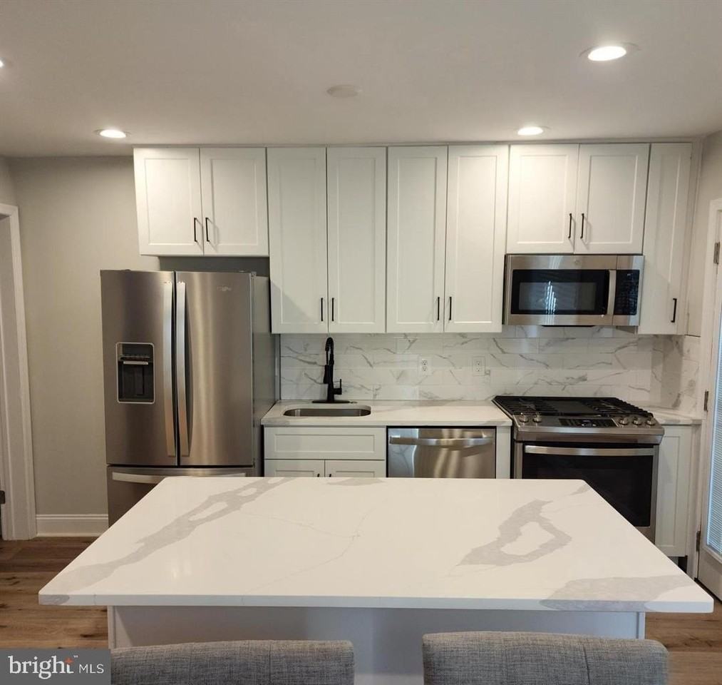 4135 The Alameda - Photo 3 of 11