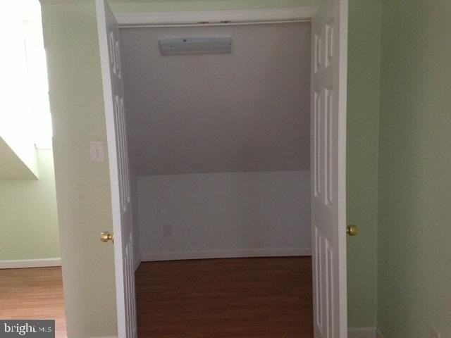 615 Adams St #1 - Photo 6 of 23